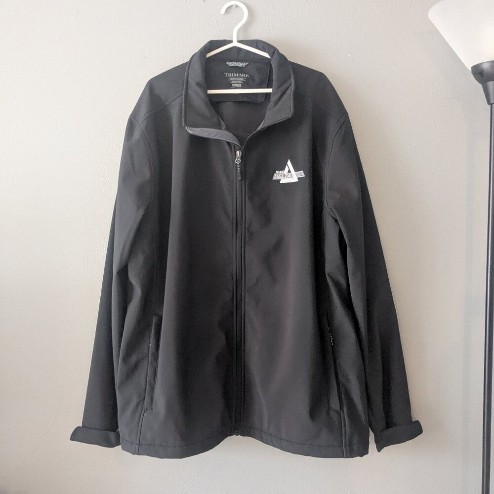 BNWOT UNISEX MAXSON SOFTSHELL JACKET